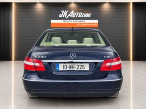 Mercedes-Benz E-Class 200 CDI ELEGANCE 4DR - Image 4