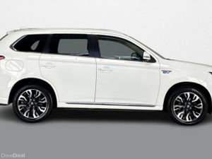 2018 Mitsubishi Outlander 2.0 Petrol Plug in Hybri - Image 3