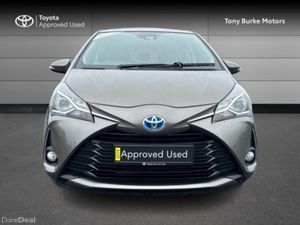 Toyota Yaris - Hybrid - Luna Edition - 1.5 - 5dr & - Image 2