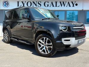 Land Rover Defender 110 XS / Glass Roof / Plug in - Image 4