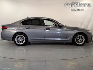 BMW 5-Series 520d SE (MHT) - Image 2