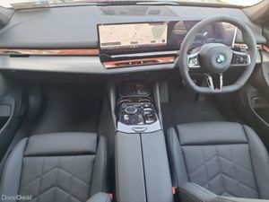 BMW 5-Series 530e M Sport Saloon - Image 4