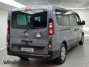 Renault Trafic TRAFIC 9 SEAT MINI BUS - AUTO - Image 2