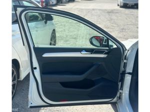 Volkswagen Passat AUTOMATIC 1.4 TS(stright) BLUEMO - Image 4