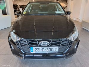 Hyundai i20 DELUXE PLUS - Only 18,000 Km - - Image 4