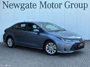 Toyota Corolla Luna Saloon Auto ~ Hybrid - Image 4