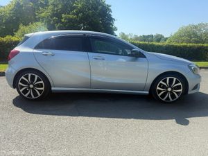 MERCEDES A180 NIGHT EDITION AUTO 2015 - Image 3