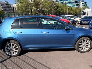 Volkswgen Golf Blue - Image 4