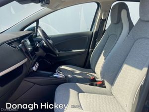 Renault Zoe R135 Z.E 50 Iconic CCS Rapid charge - Image 4