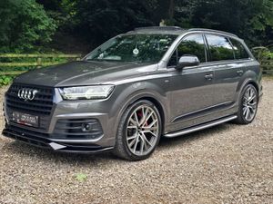 AUDI Q7 VORSPRUNG BLACK EDITION S-LINE 50 TDI - Image 3