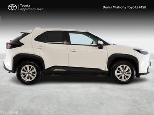 Toyota Yaris Cross Luna Hybrid - Image 3