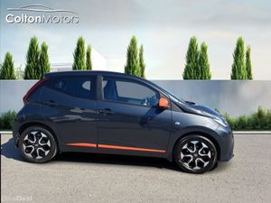Toyota Aygo 1.0 VVT-i x-play Smartphone - Image 4