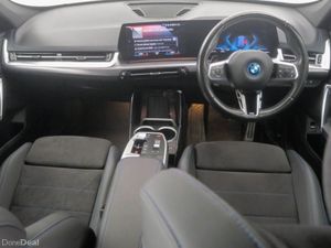 BMW iX1 xDrive30 M Sport - Image 4