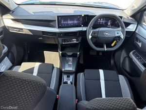 Opel Frontera Hybrid GS 1.2 136hp automatic 7 Seat - Image 2