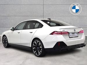 BMW 5-Series 550e xDrive M Sport Pro Saloon - Image 3