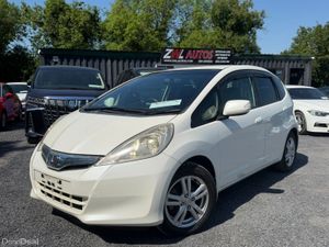 11 HONDA FIT HYBRID - Image 3