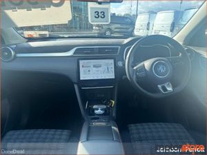 MG ZS Auto Excite **TINY MILEAGE. / HUGE WARRANTY* - Image 4