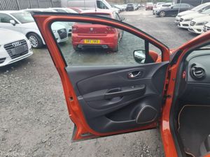 Renault Captur 1.2 Petrol Automatic - 3Month Warra - Image 4