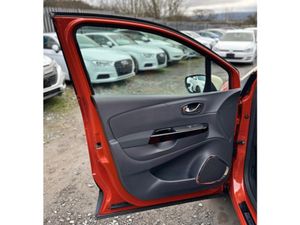 Renault Captur 1.2 Automatic Petrol - 3 Month Warr - Image 4