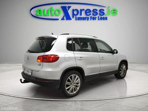Volkswagen Tiguan Sport 2.0 TDI Panoramic roof - Image 4