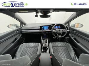 Volkswagen Golf 1.5 ETSI R-LINE Automatic LOW MILE - Image 2