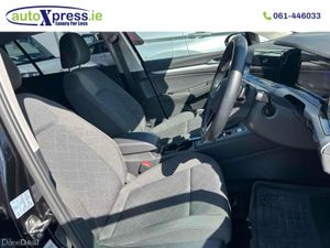 Volkswagen Golf 2.0 TDI Automatic, Reversing camer - Image 4