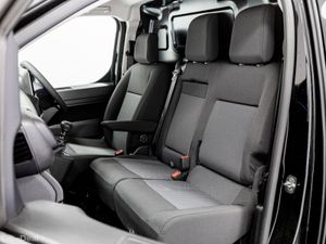 Peugeot Expert Pro Premium 1.5 Diesel 120HP - LWB - Image 4