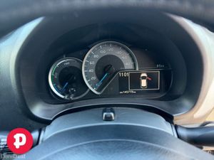 Toyota Vitz Hybrid Auto - Straight Sale Discount / - Image 4