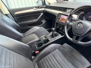 Volkswagen Passat 2019 Highline 2.0Tdi - Image 3