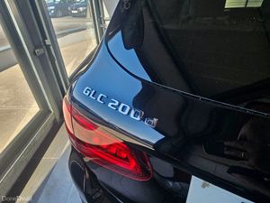 212 MERCEDES BENZ GLC 200 SE EDITION - Image 2