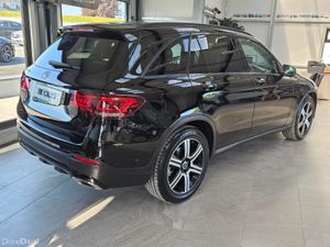 212 MERCEDES BENZ GLC 200 SE EDITION - Image 4