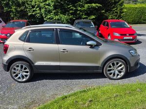2017 polo cross highline 1.2 automatic - Image 2