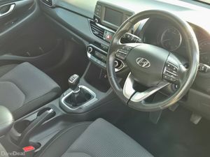 Hyundai i30  I 30 DELUXE - Image 4