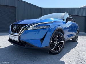 Nissan Qashqai 242’ SV Premium 1.3 MHEV GLASS ROOF - Image 2