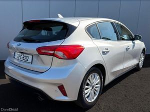 Ford Focus TITANIUM 5DR 1.0T 125 S6. S6.2 M6 5 - Image 4