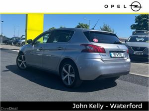 Peugeot 308 1.6 HDi 100bhp Allure - Image 4
