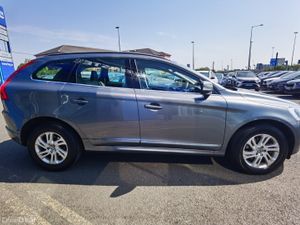 VOLVO XC60 2.0 SE NAV D4 DIESEL - Image 4