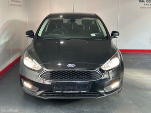 Ford Focus ZETEC 5DR 1.5 TD 95PS 6SPEED 4DR - Image 4