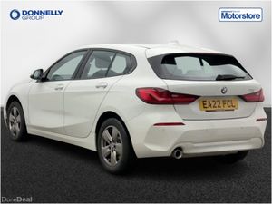 BMW 1 Series Hatchback SE - Image 3