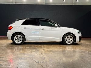Audi A1 1.0 TFSI AUTOMATIC - WHITE/BLACK TWO-TONE - Image 3