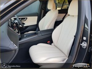 Mercedes-Benz E-Class E 300 de AMG Line Plus Estat - Image 4