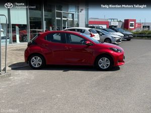 Toyota Yaris HYBRID 1.5 LUNA 115hp *** 1 OWNER FRO - Image 3