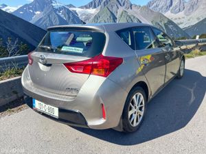 2013 Toyota Auris 1.4 D-4D  LUNA immaculate car - Image 2