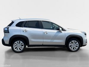Suzuki SX4 SX4 1.5 S1-HEV MOTION AGS 5DR - Image 2