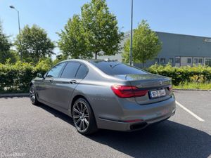 BMW 7-Series X DRIVE 740d *FULL SERVICE HISTORY* - Image 3