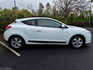 2011 RENAULT MEGANE 1.5 DCI COUPE TOM TOM EDITION - Image 4