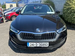 Skoda Octavia AMBITION 2.0 TDI DIESEL //REVERSE CA - Image 2