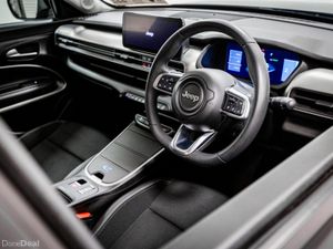 Jeep Avenger Summit 54kWh Auto 155HP - Image 2