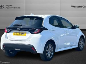 Toyota Yaris 1.5 VVT-h Icon E-CVT Euro 6 (s/s) 5dr - Image 2