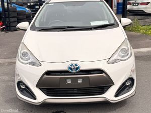Toyota Aqua 2015 1.5 Hybrid White - Image 4